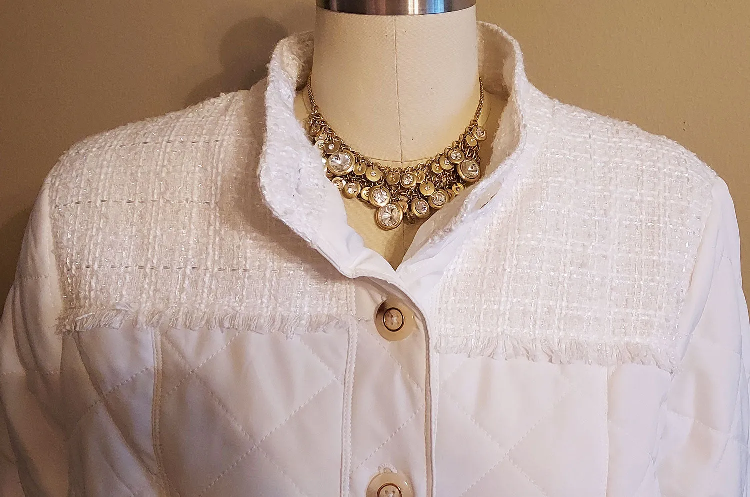 *  NEW W TAG -CHICO'S QUILTED PUFF TWEED JACKET OUTERWEAR ECRU OFF WHITE SIZE 2