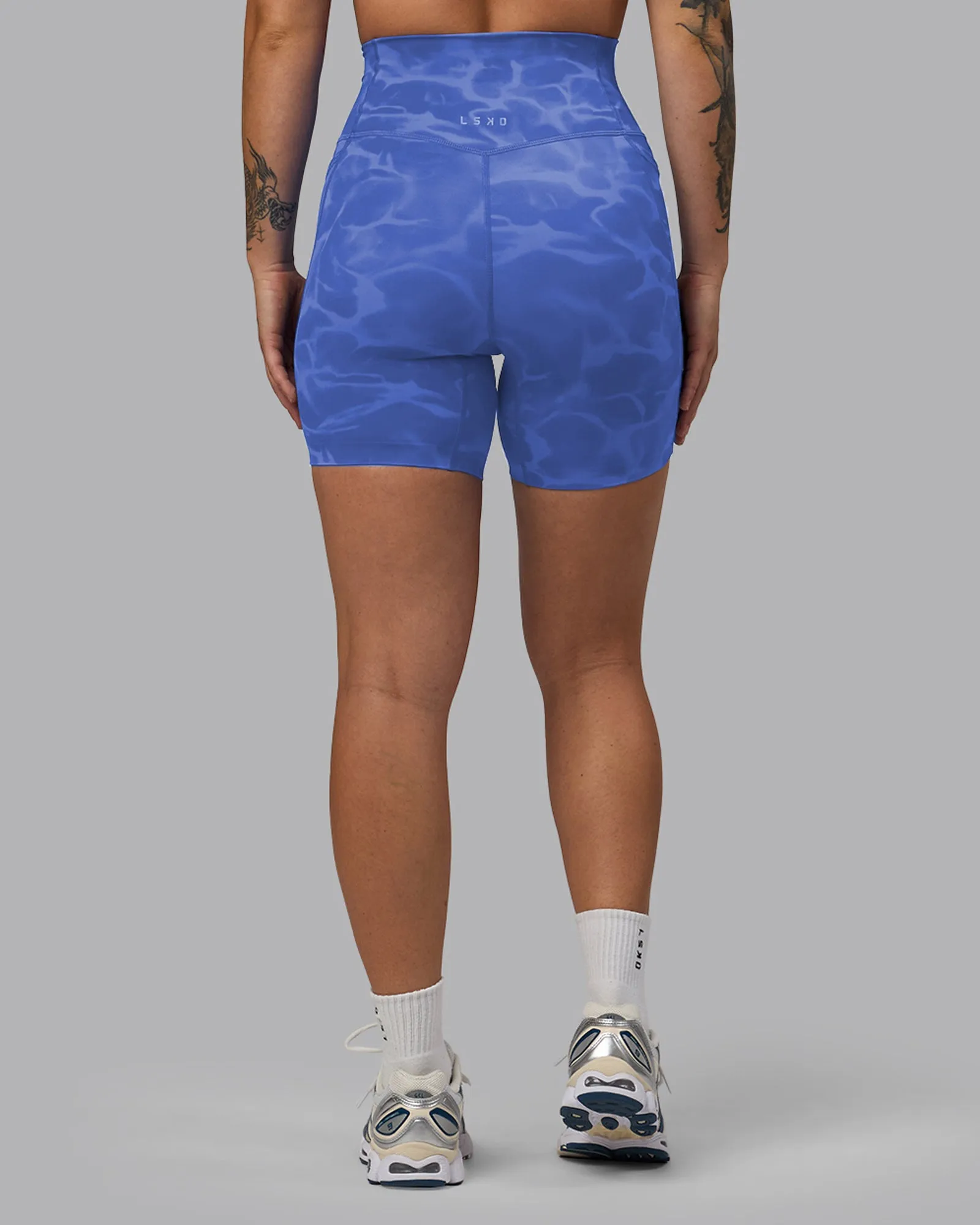 Elixir Mid-Length Shorts With Pockets - Tranquil-Power Cobalt