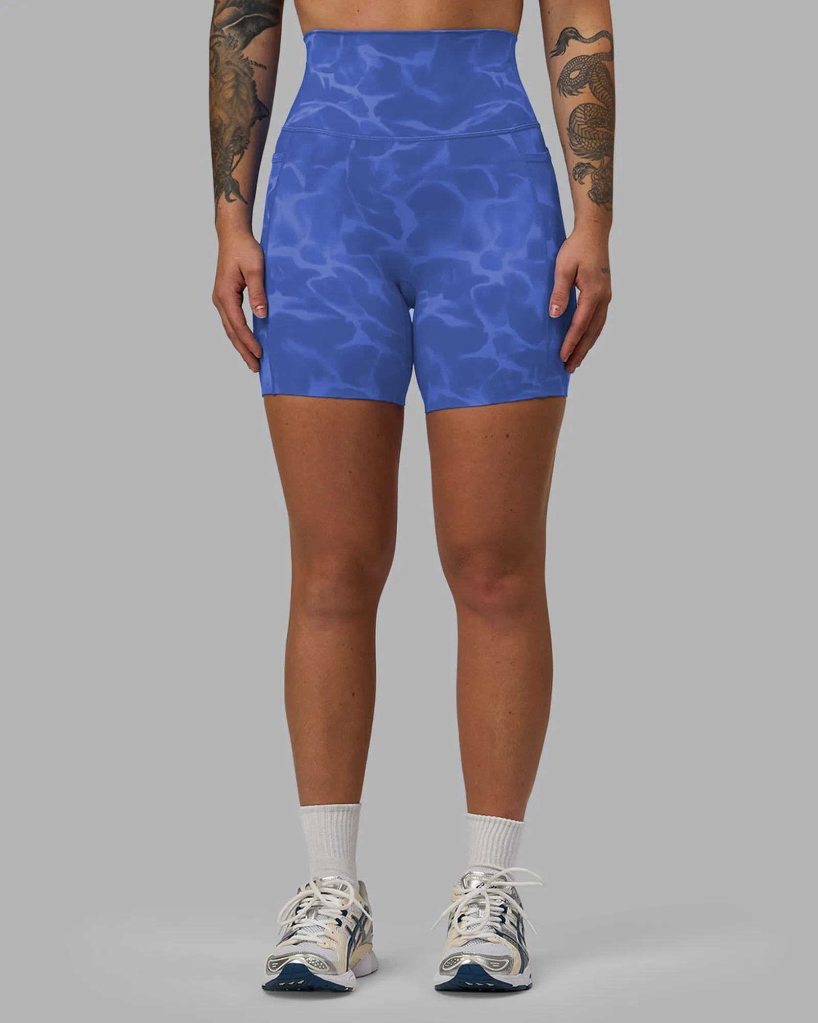 Elixir Mid-Length Shorts With Pockets - Tranquil-Power Cobalt