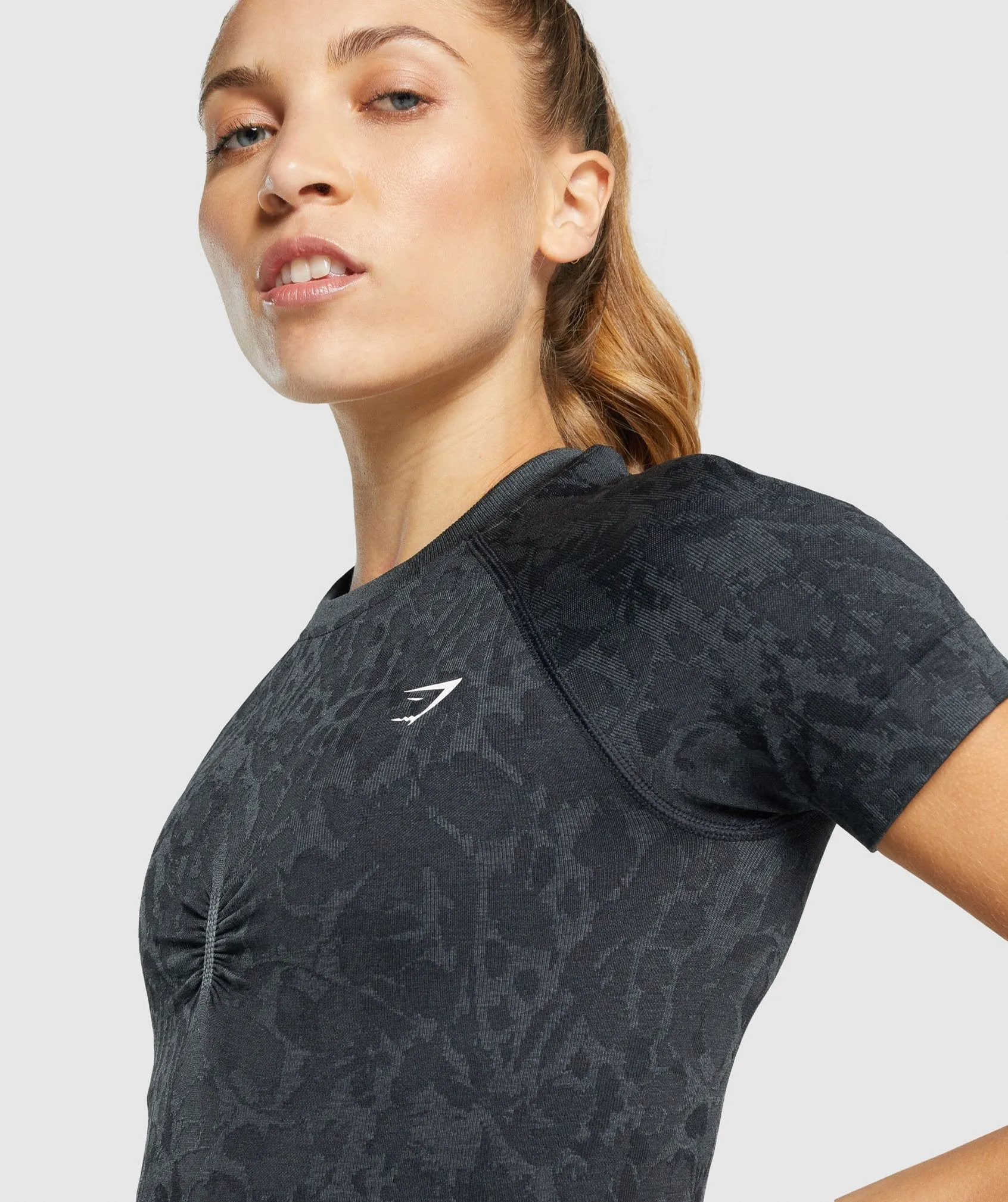 Gymshark Adapt Animal Seamless T-Shirt - Butterfly | Black