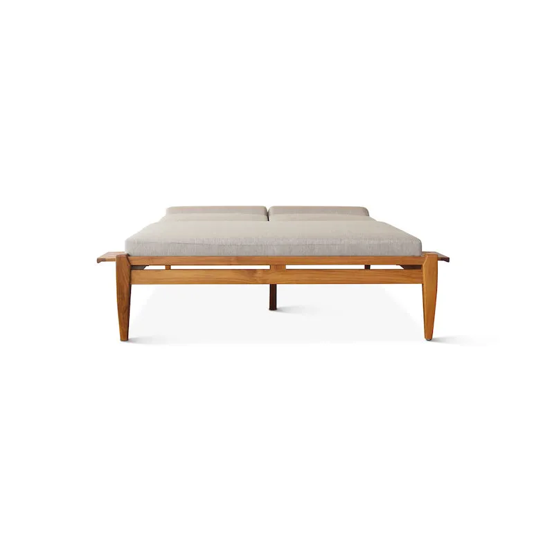 Indoor/Outdoor Formosa Double Chaise