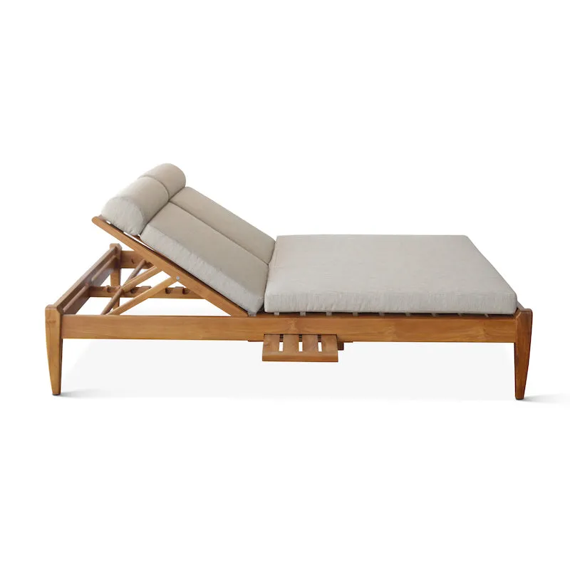 Indoor/Outdoor Formosa Double Chaise