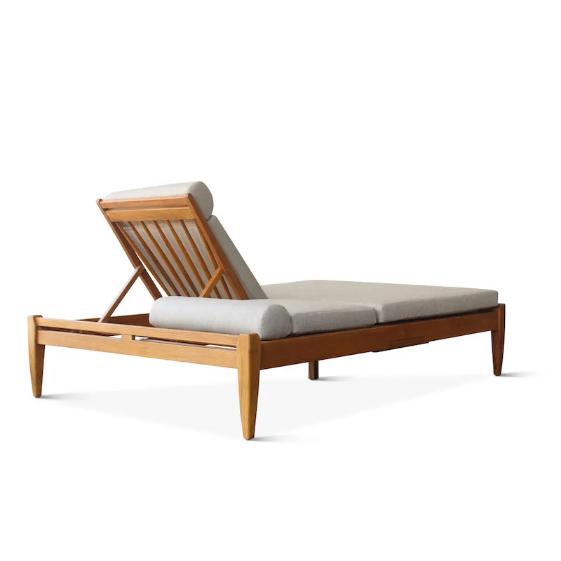 Indoor/Outdoor Formosa Double Chaise