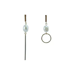 Irregular Cutout and circle Gold Pull-Thru Earrings