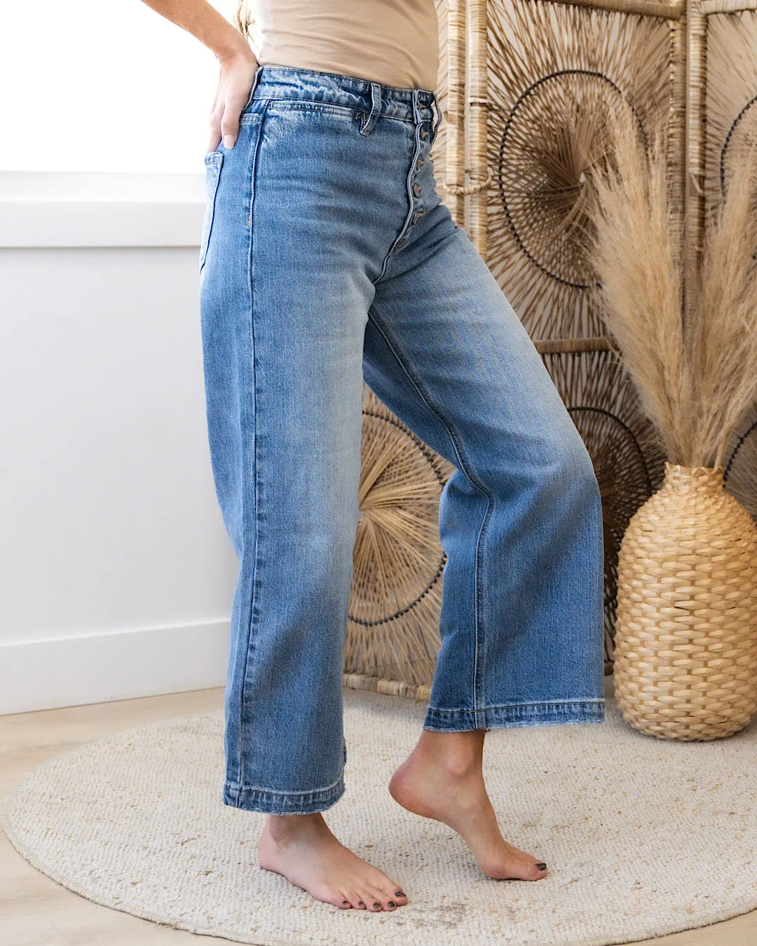 KanCan Eleanor Non Distressed Wide Leg Jeans