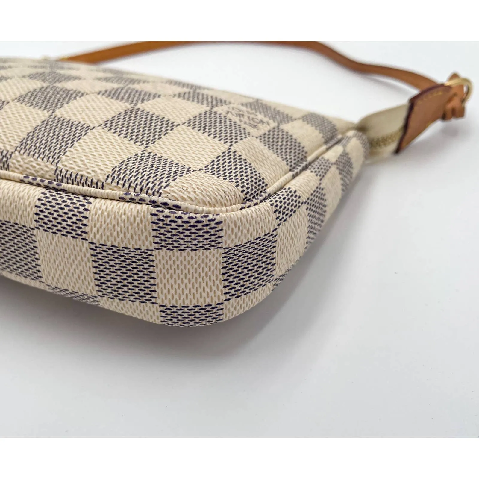 Louis Vuitton Damier Azur Pochette