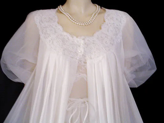 *VINTAGE VANITY FAIR EXQUISITE SOUTHERN BELLE LACE PEIGNOIR & NIGHTGOWN SET